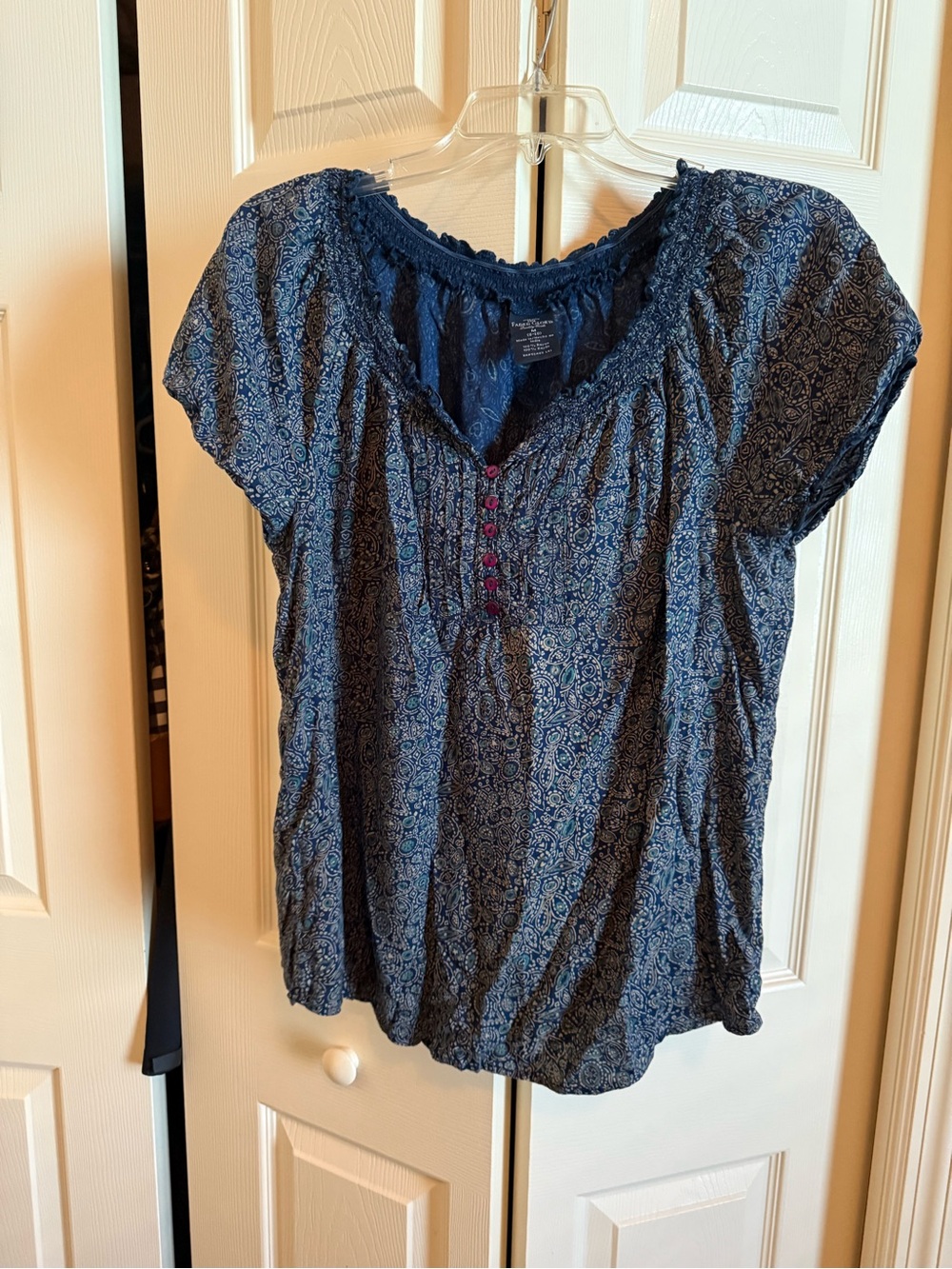 Faded Glory Navy Blue Print Short Sleeve Tunic with Button Placket